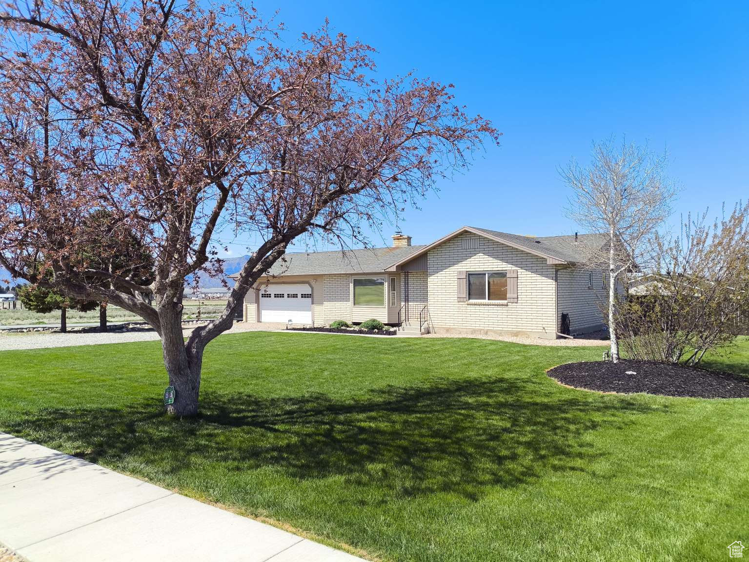 EPHRAIM - Residential