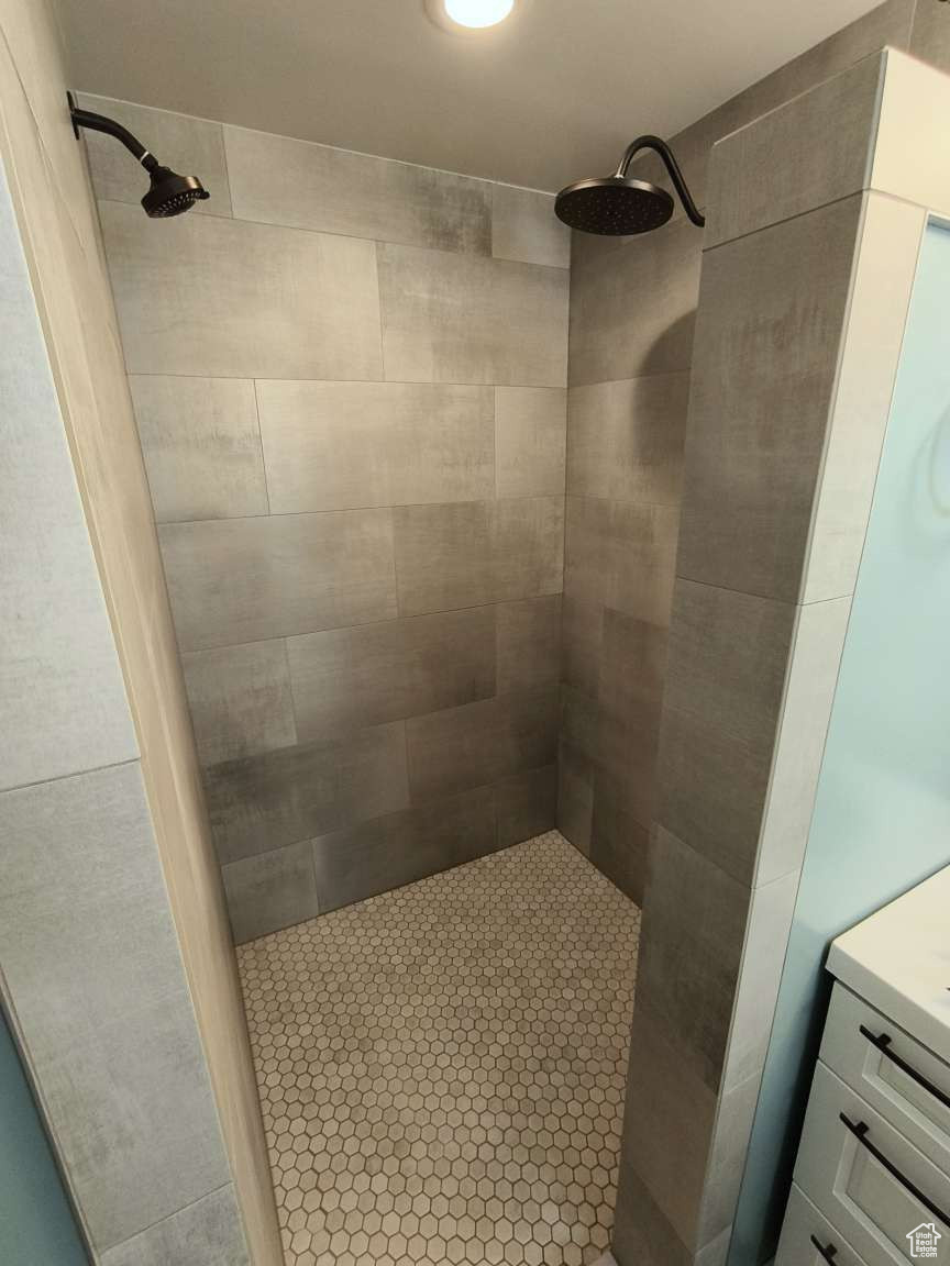 EPHRAIM - Residential