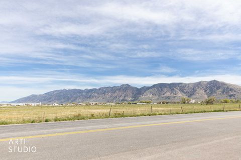 Tiny photo for 1131 W 400 S, Brigham City, UT 84302 (MLS # 2148380)