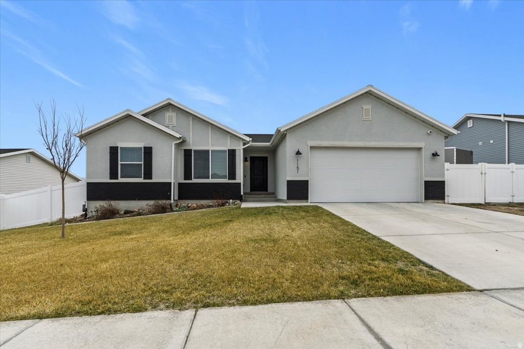 Photo of 1151 W HONEYCOMB DR, Grantsville, UT 84029 (MLS # 2136405)