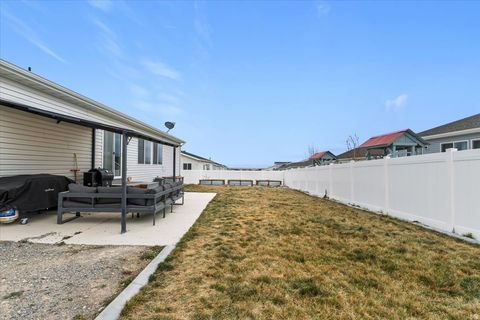 Tiny photo for 1151 W HONEYCOMB DR, Grantsville, UT 84029 (MLS # 2136405)