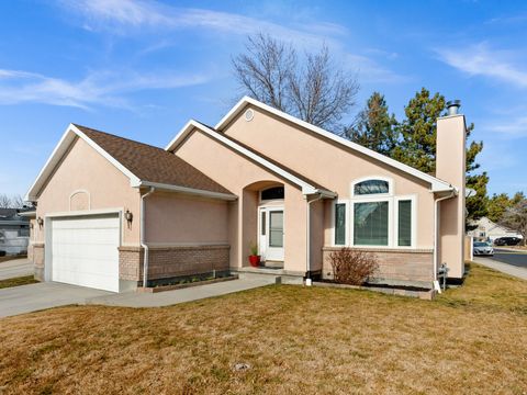 Photo of 1369 E EUROPA DR S, Millcreek, UT 84106 (MLS # 2136912)