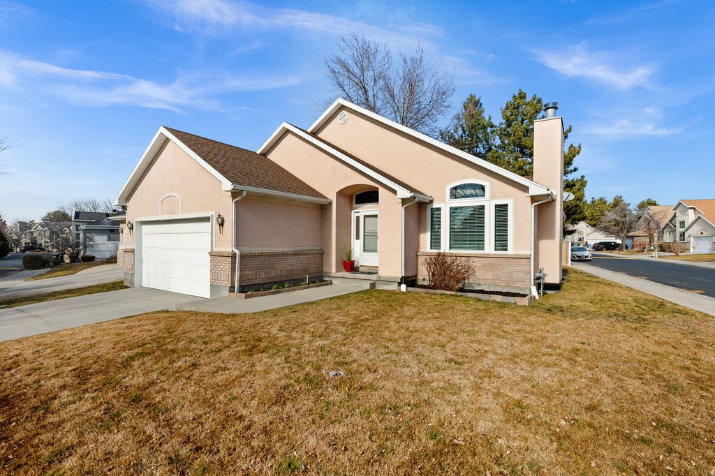 Photo of 1369 E EUROPA DR S, Millcreek, UT 84106 (MLS # 2136912)