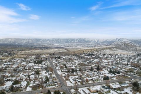 Tiny photo for 420 E 600 S, Payson, UT 84651 (MLS # 2127889)