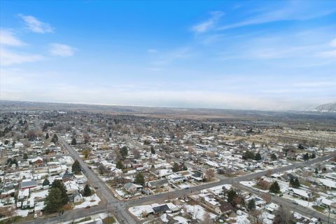 Tiny photo for 420 E 600 S, Payson, UT 84651 (MLS # 2127889)