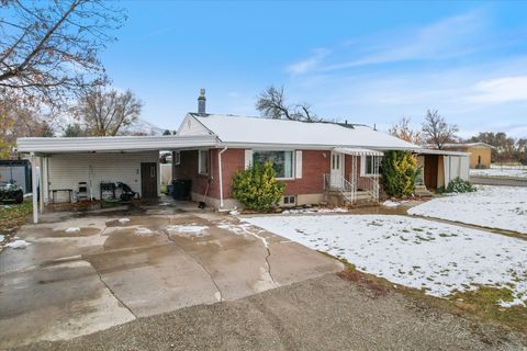 Tiny photo for 420 E 600 S, Payson, UT 84651 (MLS # 2127889)
