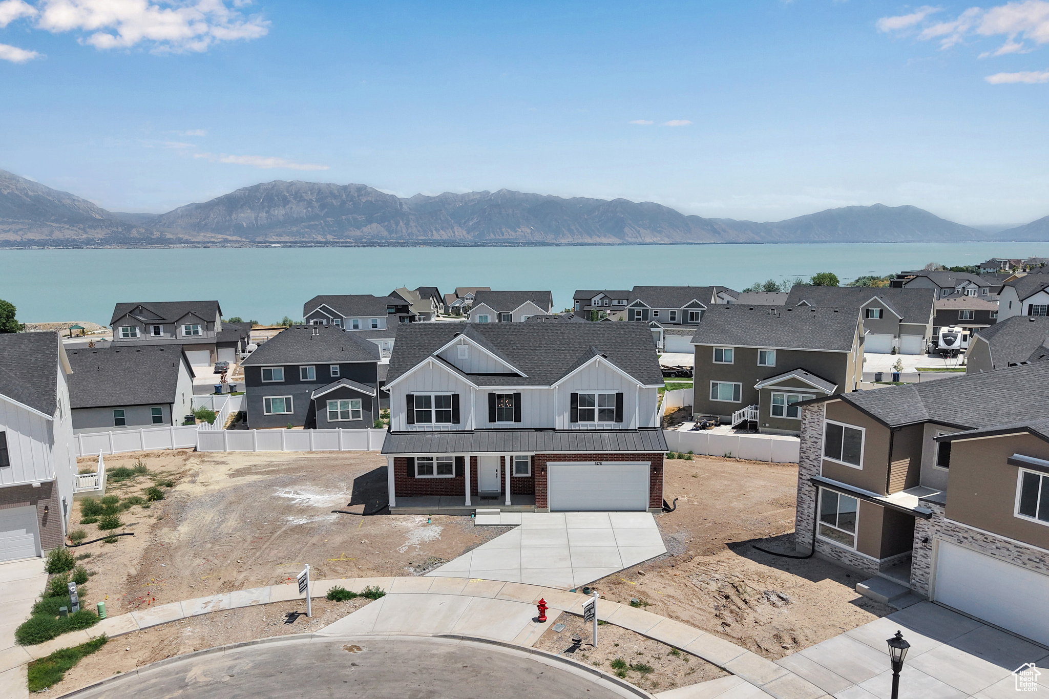 HERON HILLS - Residential