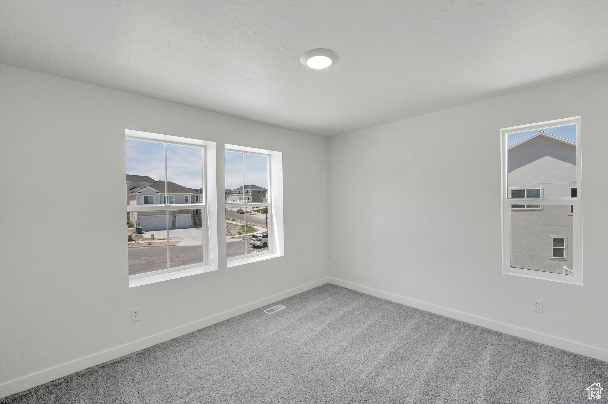 HERON HILLS - Residential