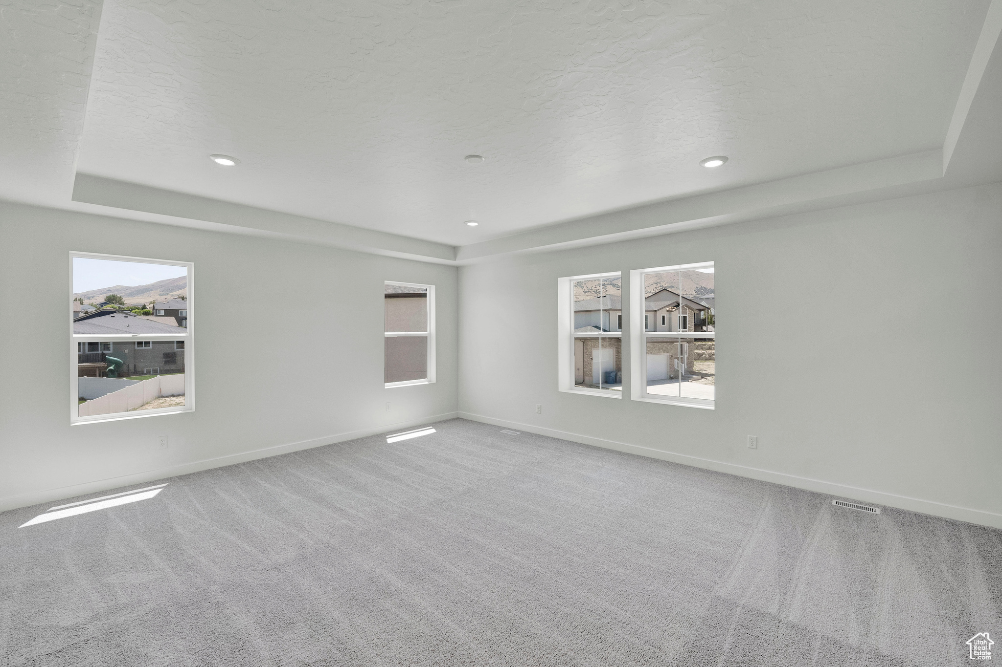 HERON HILLS - Residential