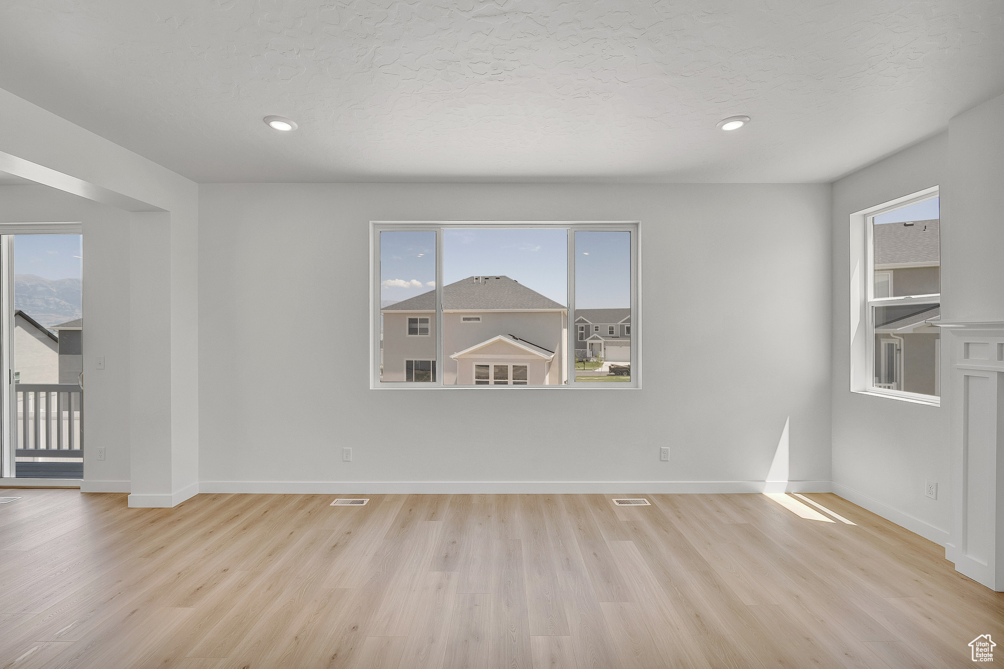 HERON HILLS - Residential