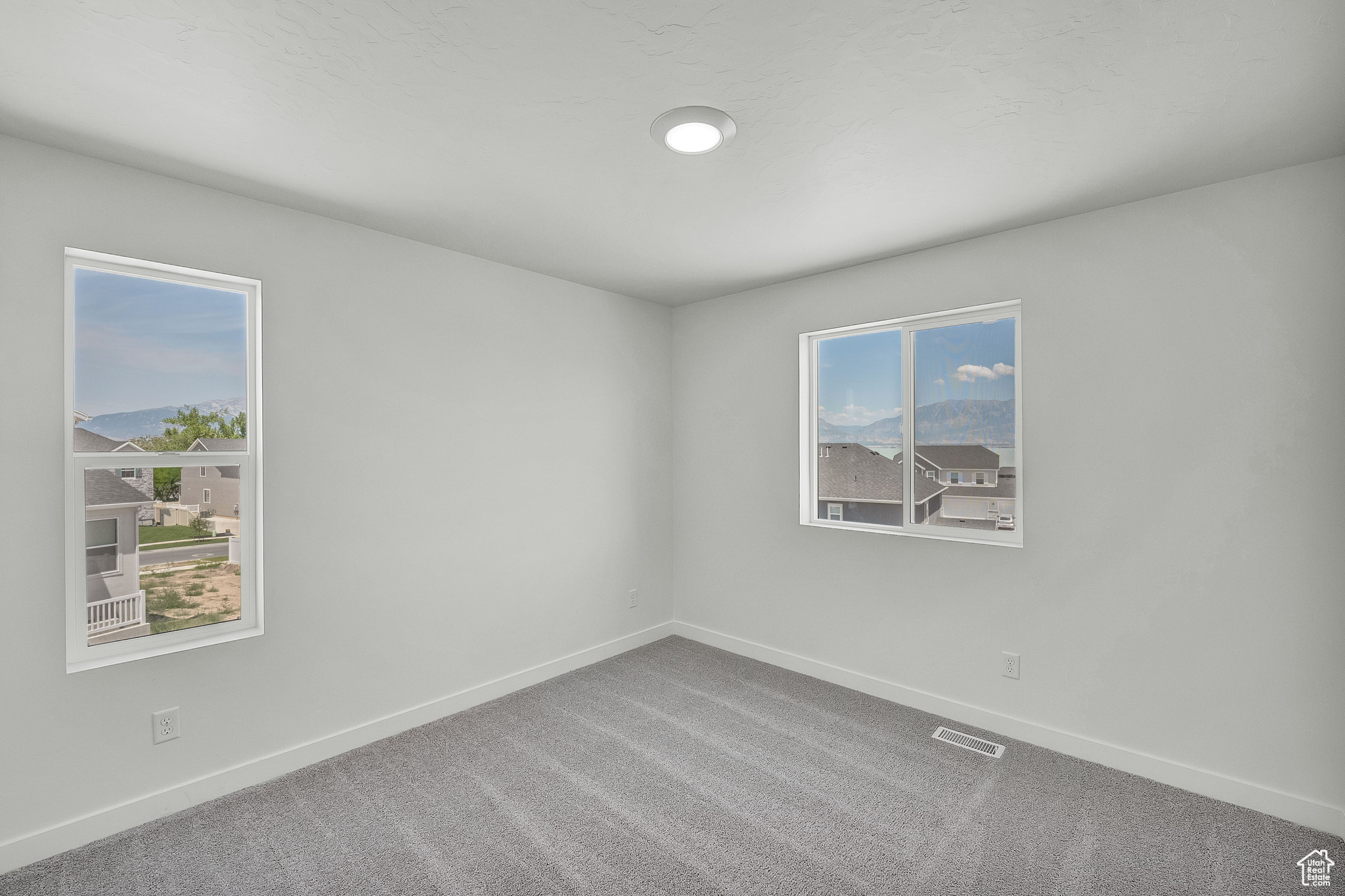 HERON HILLS - Residential