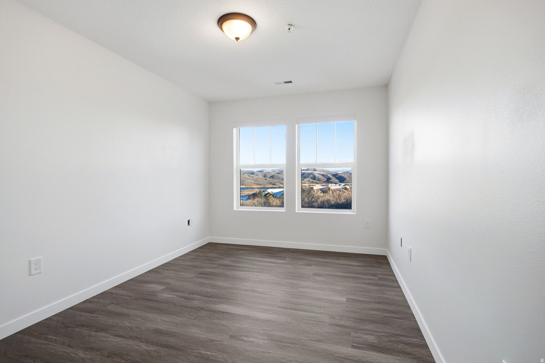 FOX BAY CONDOMINIUMS - Residential