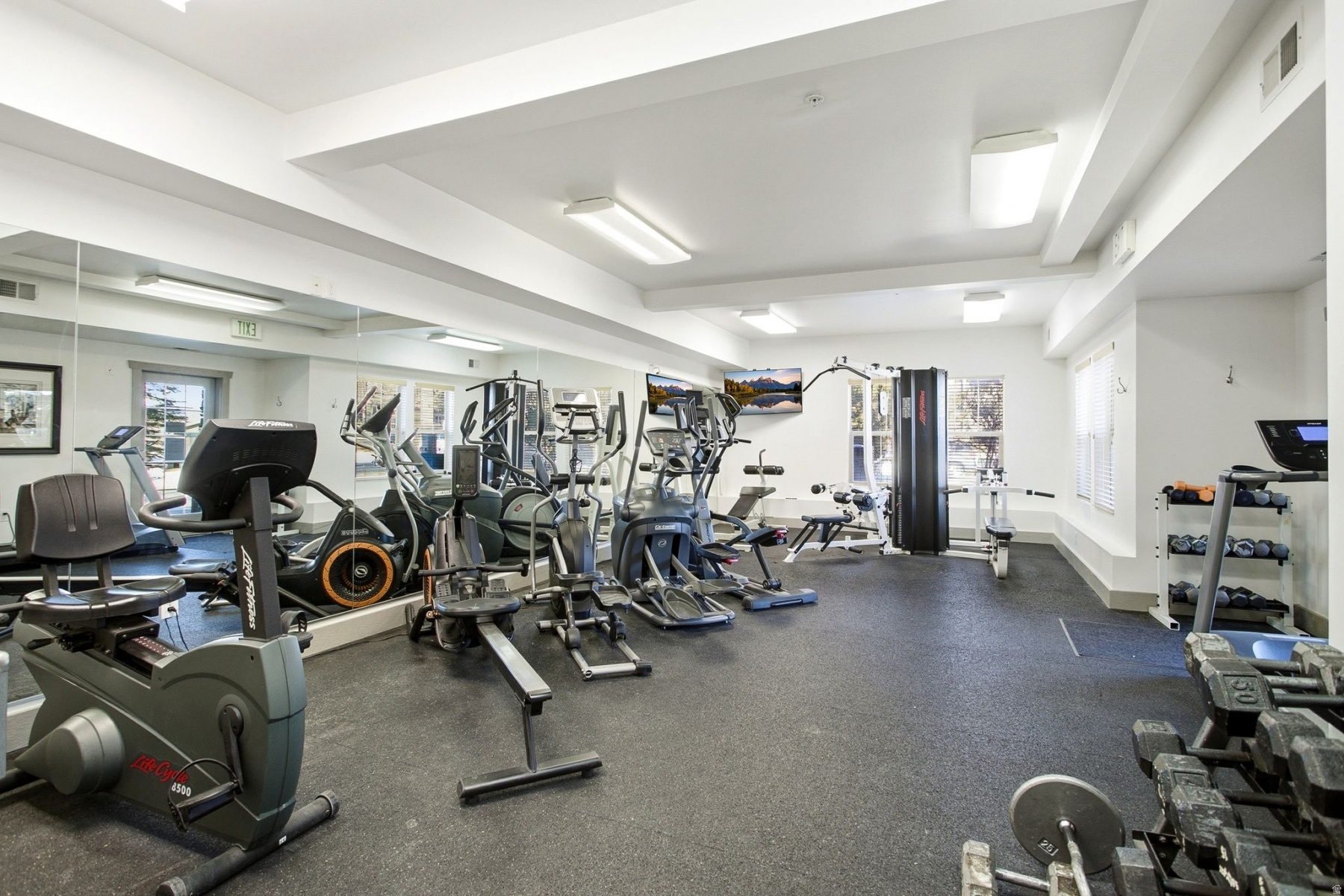 FOX BAY CONDOMINIUMS - Residential