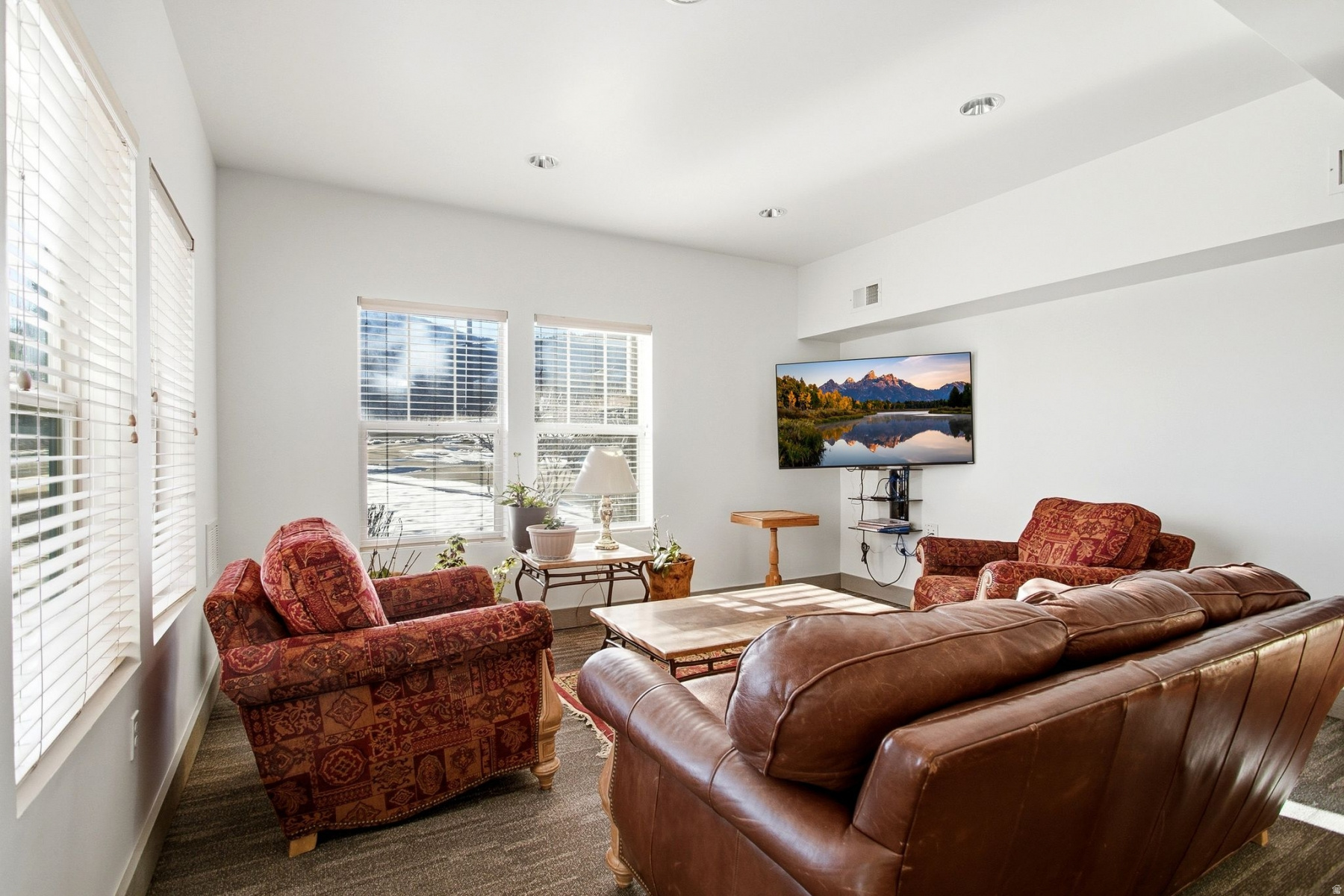 FOX BAY CONDOMINIUMS - Residential