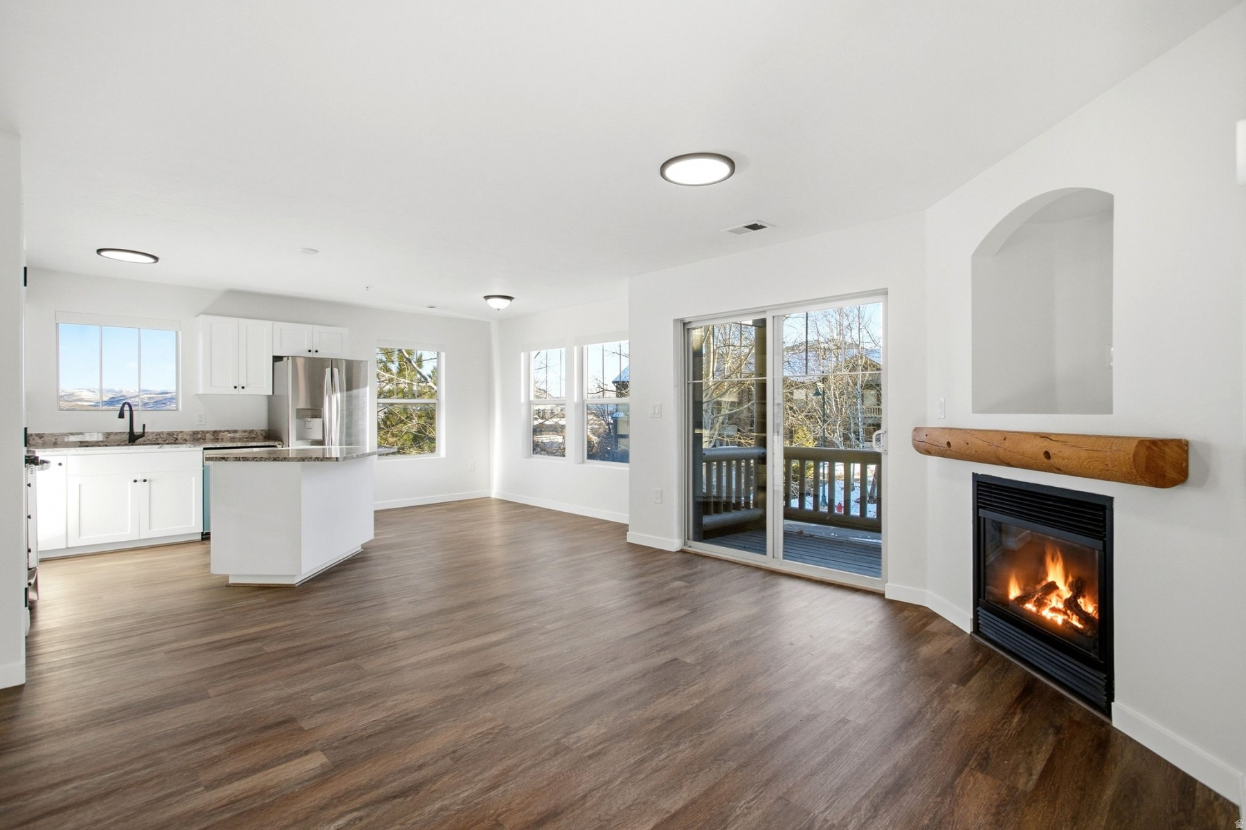 FOX BAY CONDOMINIUMS - Residential