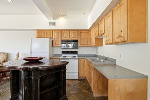 Tiny photo for 1716 W FOX BAY DR #H204, Heber City, UT 84032 (MLS # 2129750)