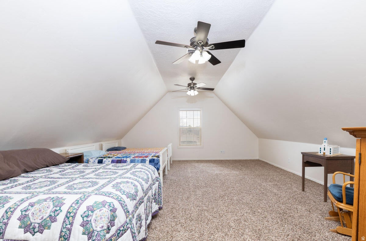 EQUESTRIAN POINTE - Residential