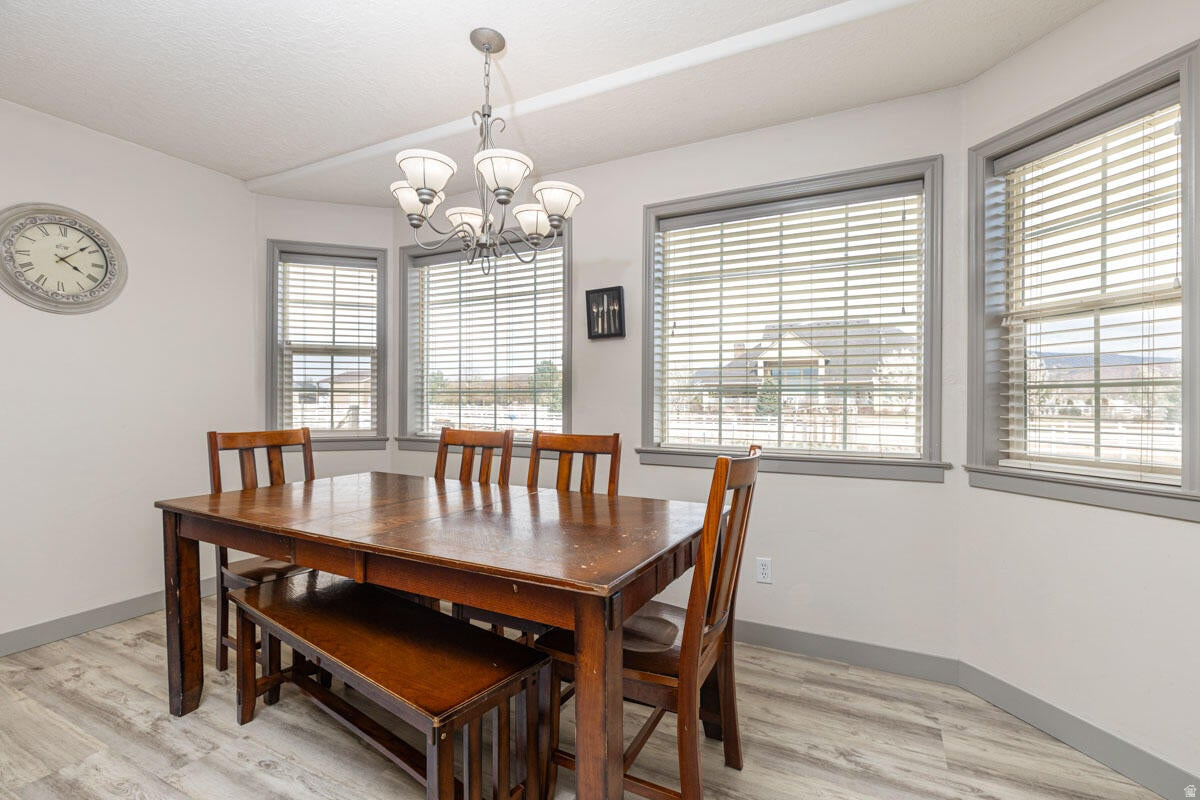 EQUESTRIAN POINTE - Residential