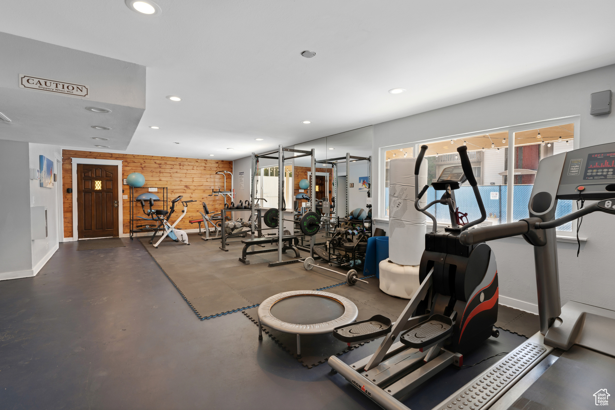 AIX LA CHAPE - Residential
