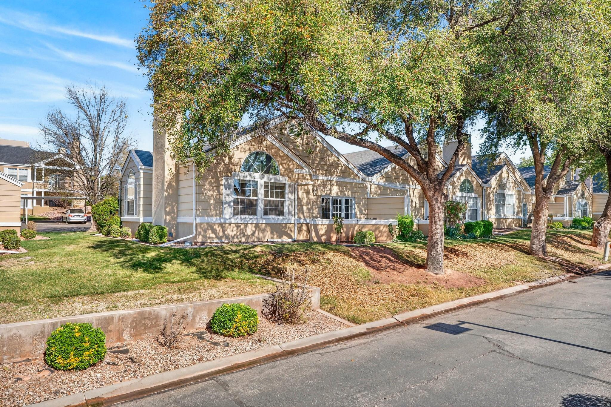 COTTON MANOR CONDOS - Residential