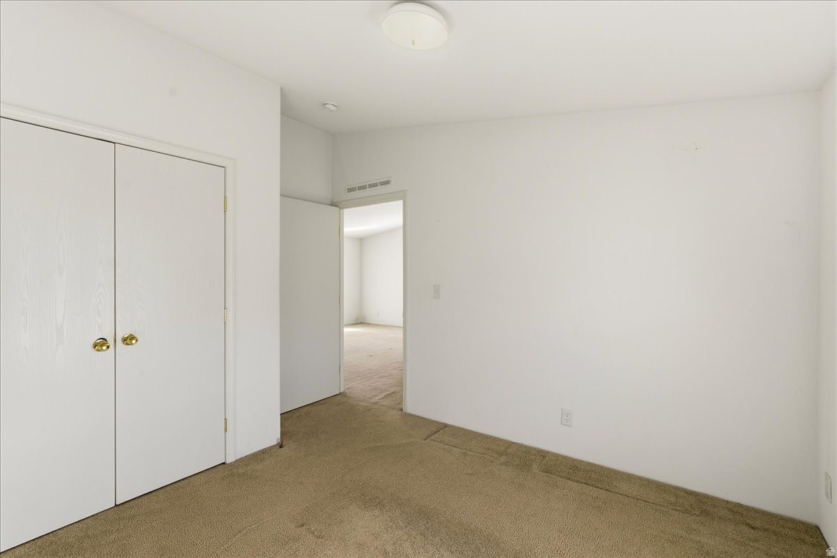 WINCHESTER ESTATES - Residential