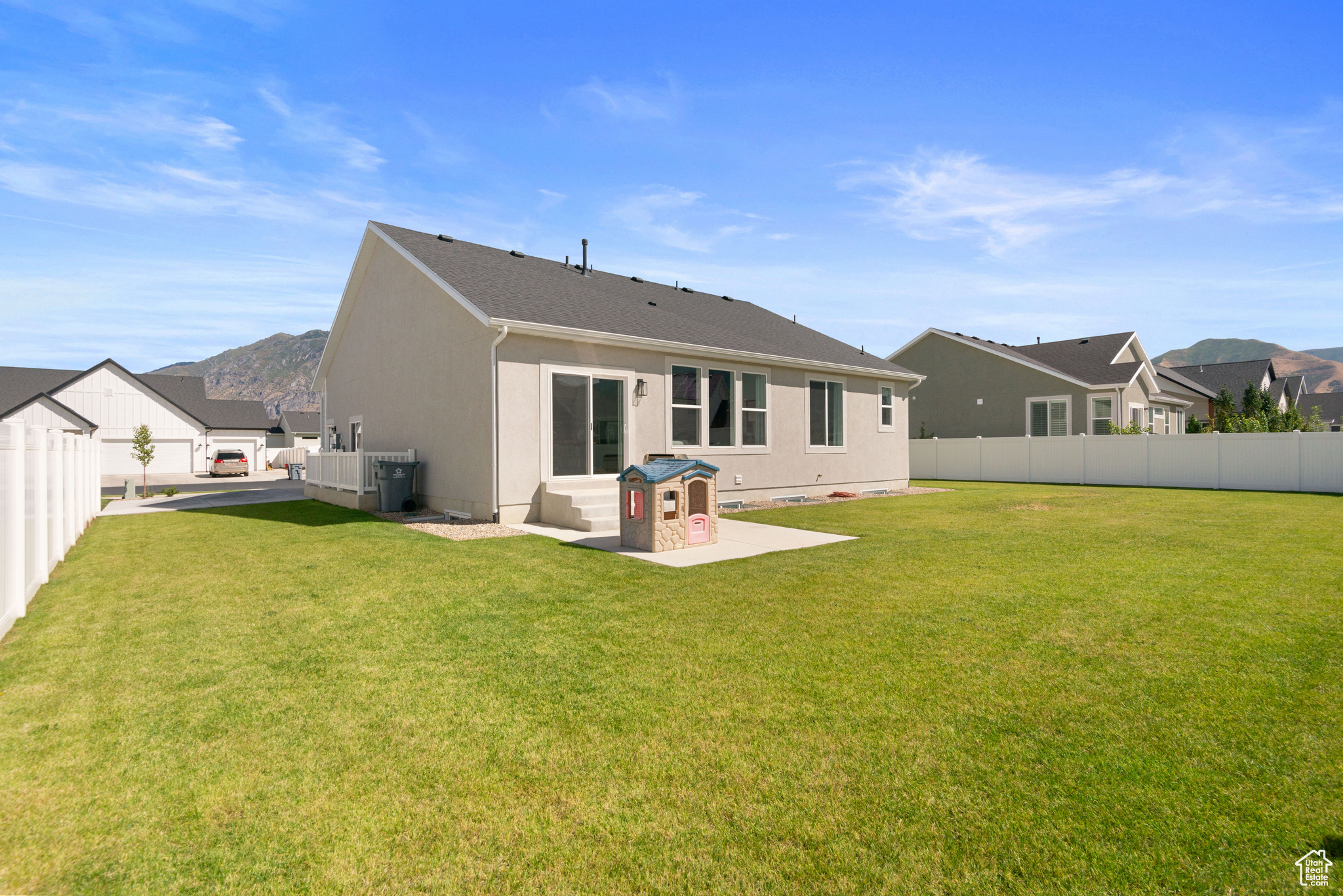 SUNRISE RANCH - Residential