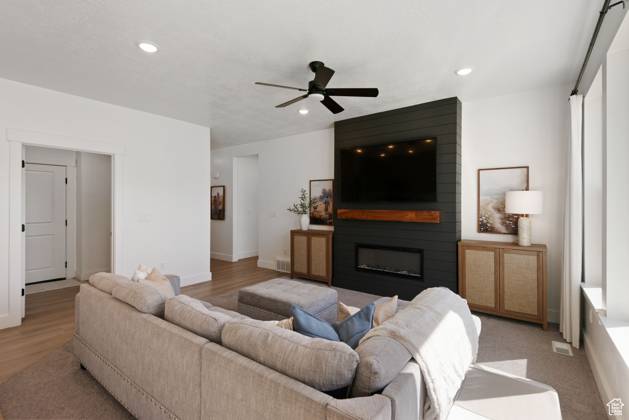SUNRISE RANCH - Residential