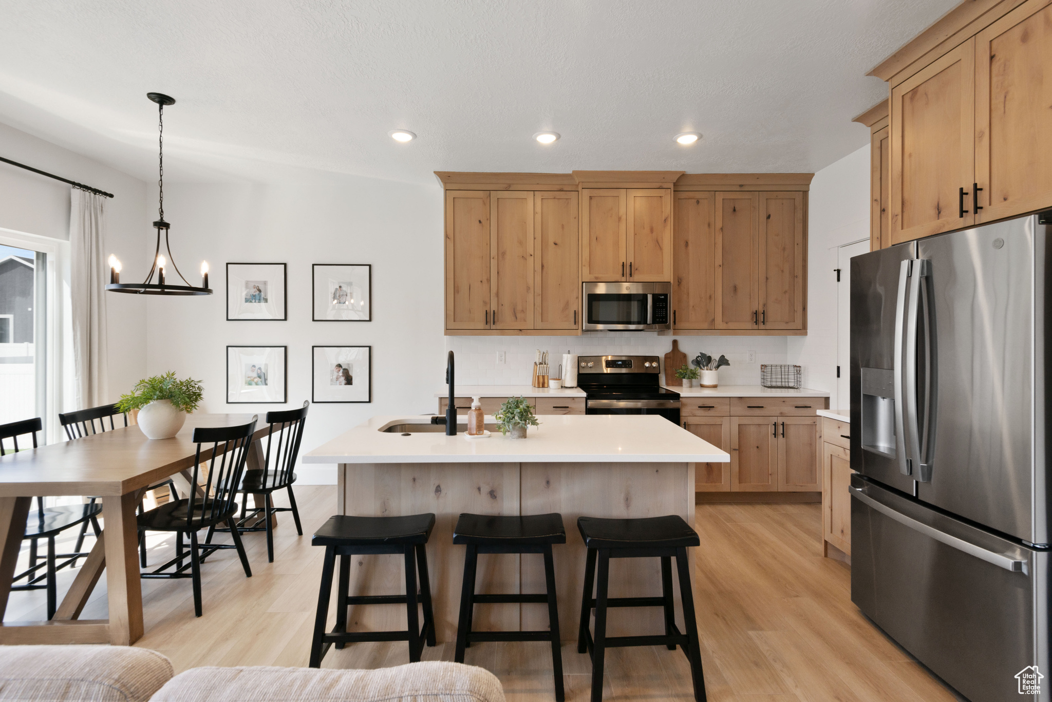 SUNRISE RANCH - Residential