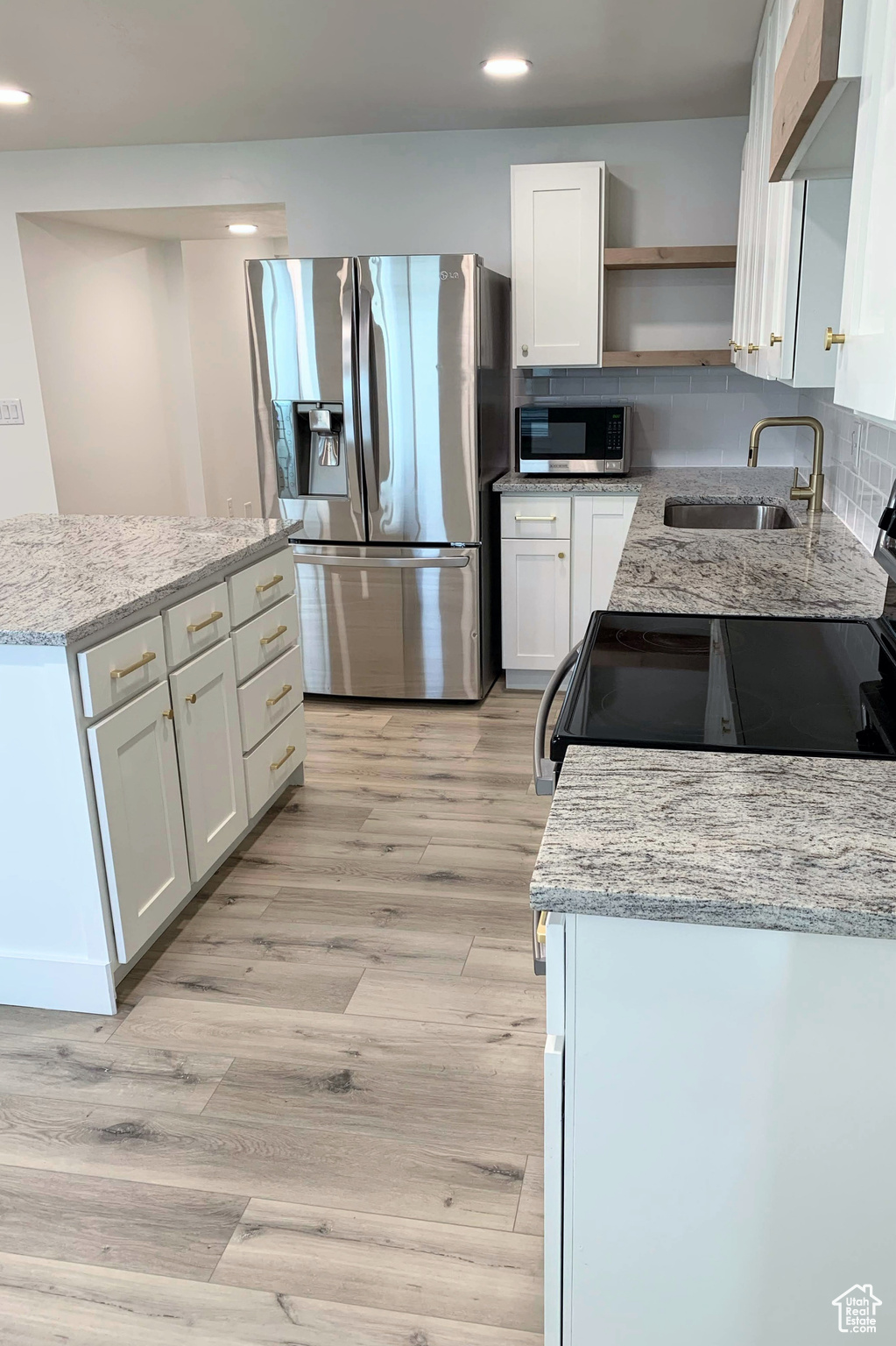 SUNRISE RANCH - Residential