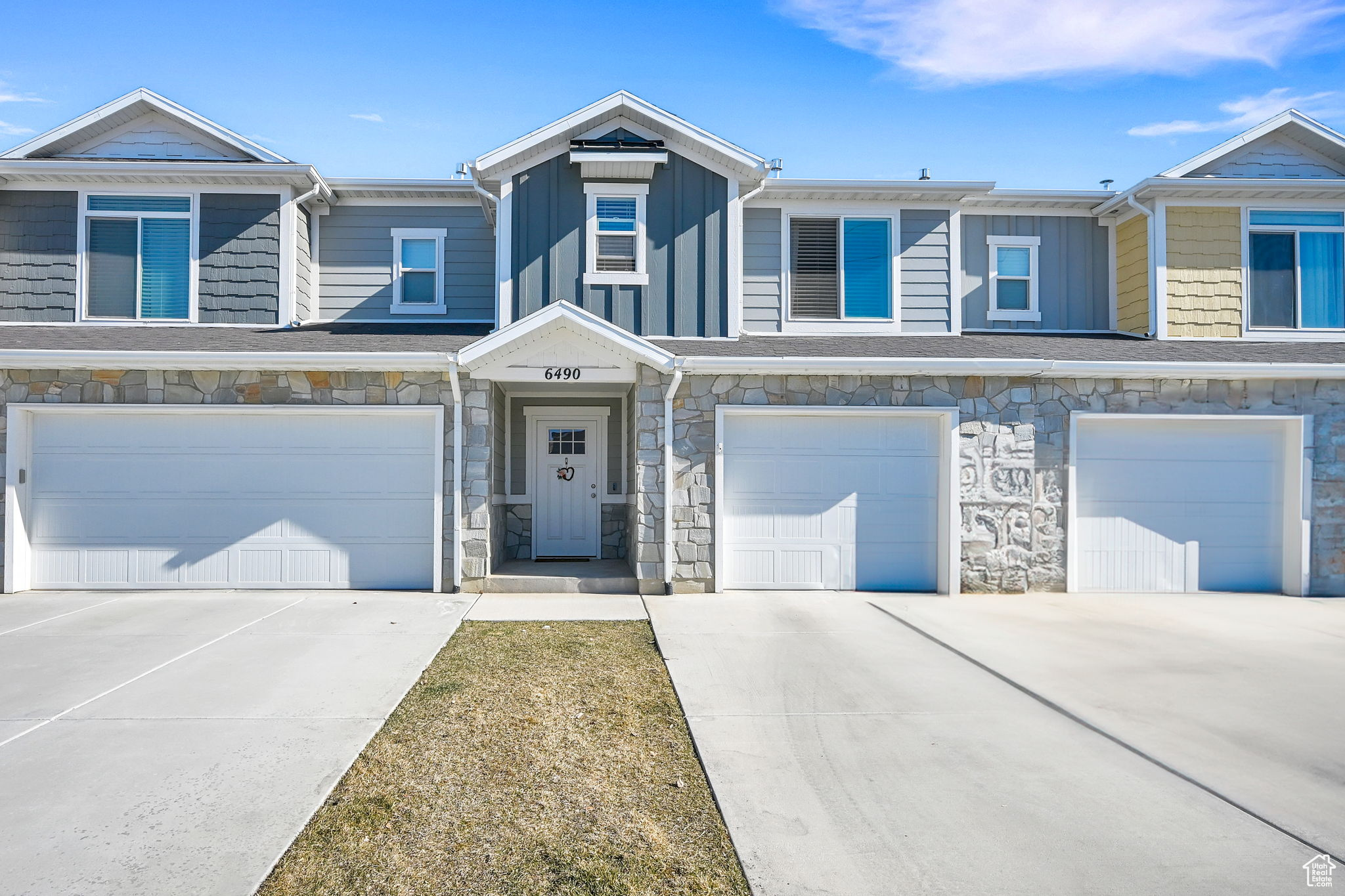 6490 S Aspen Ln, South Weber, Utah image 1