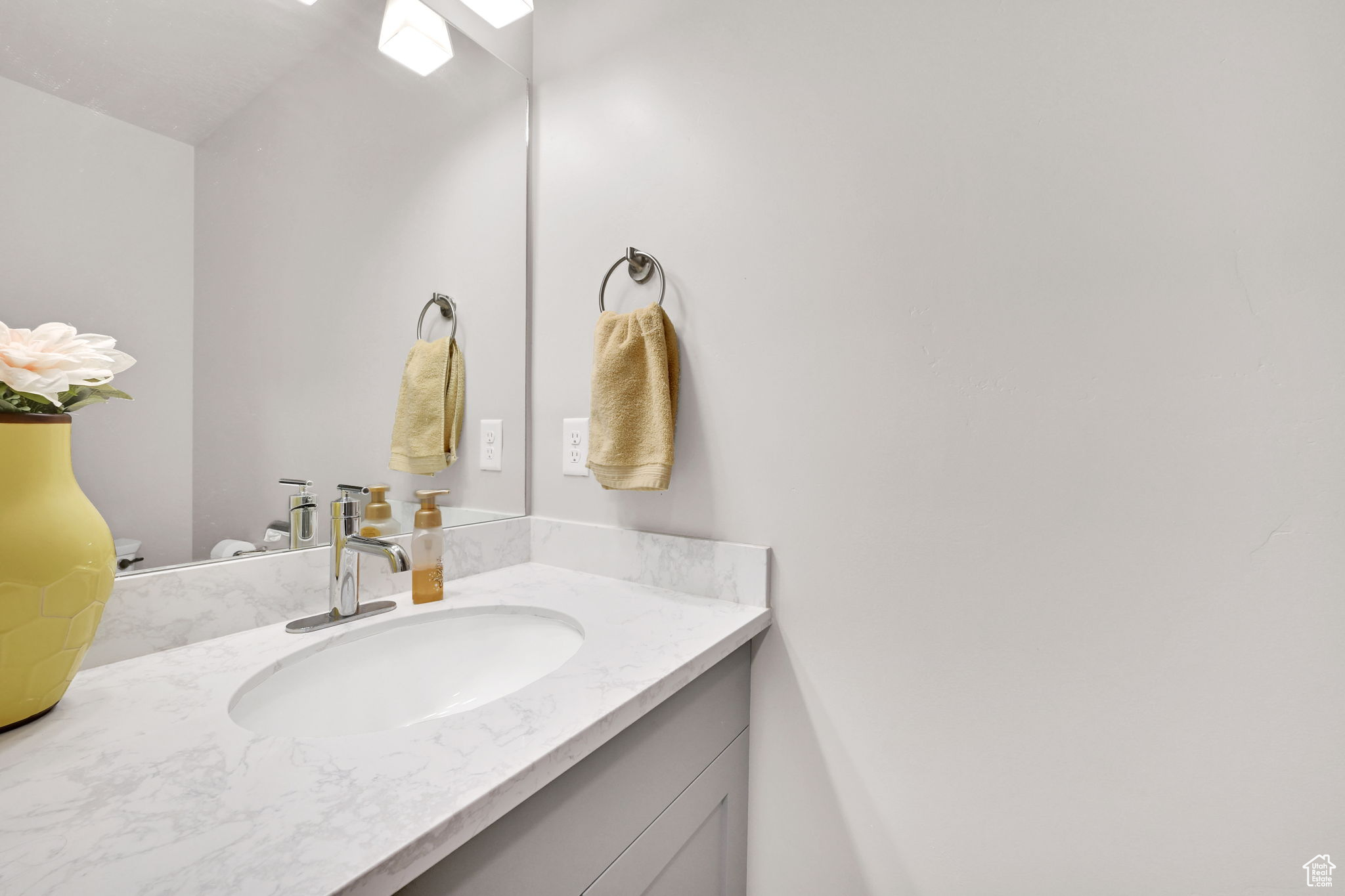 6490 S Aspen Ln, South Weber, Utah image 15