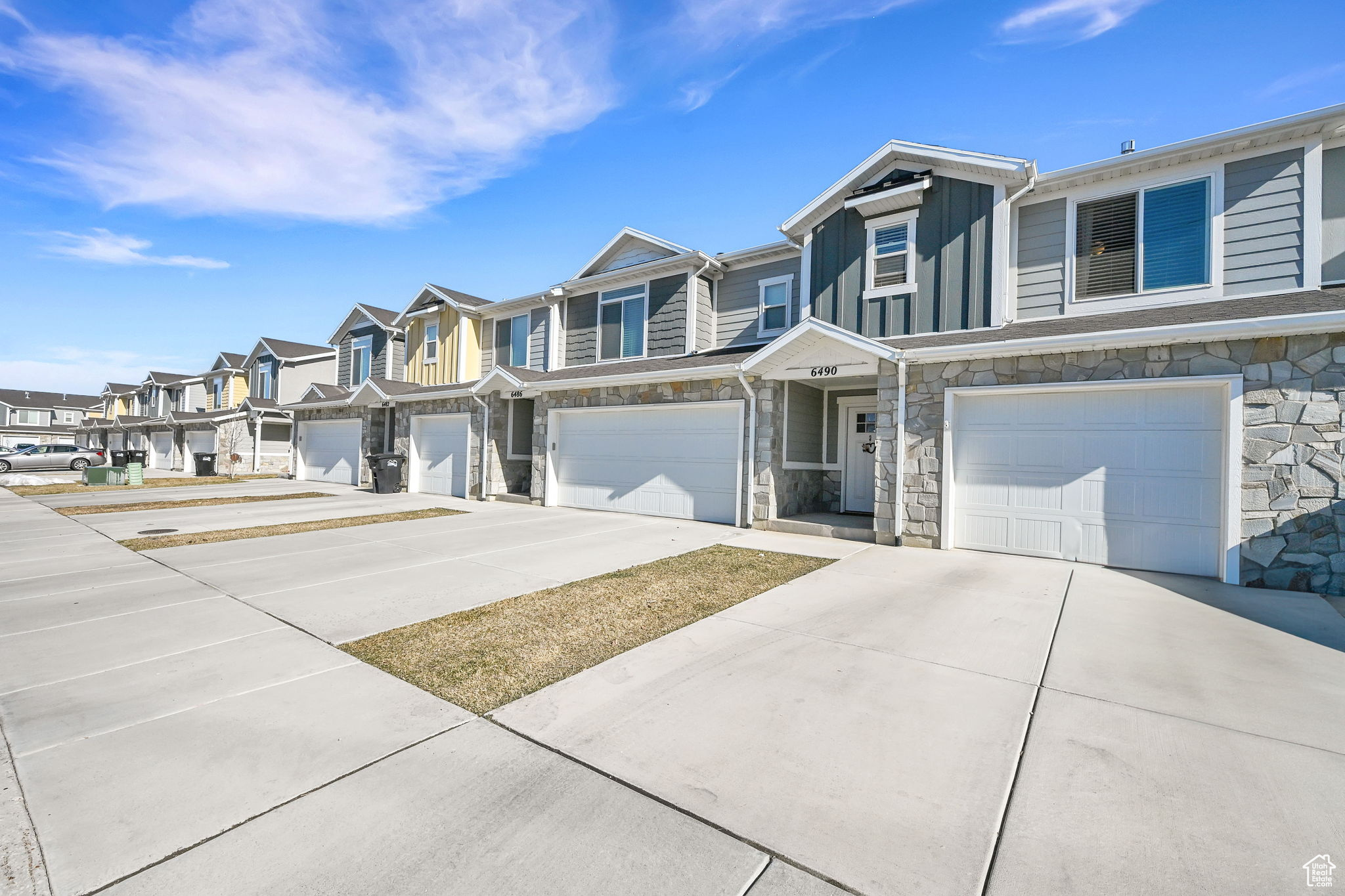 6490 S Aspen Ln, South Weber, Utah image 3