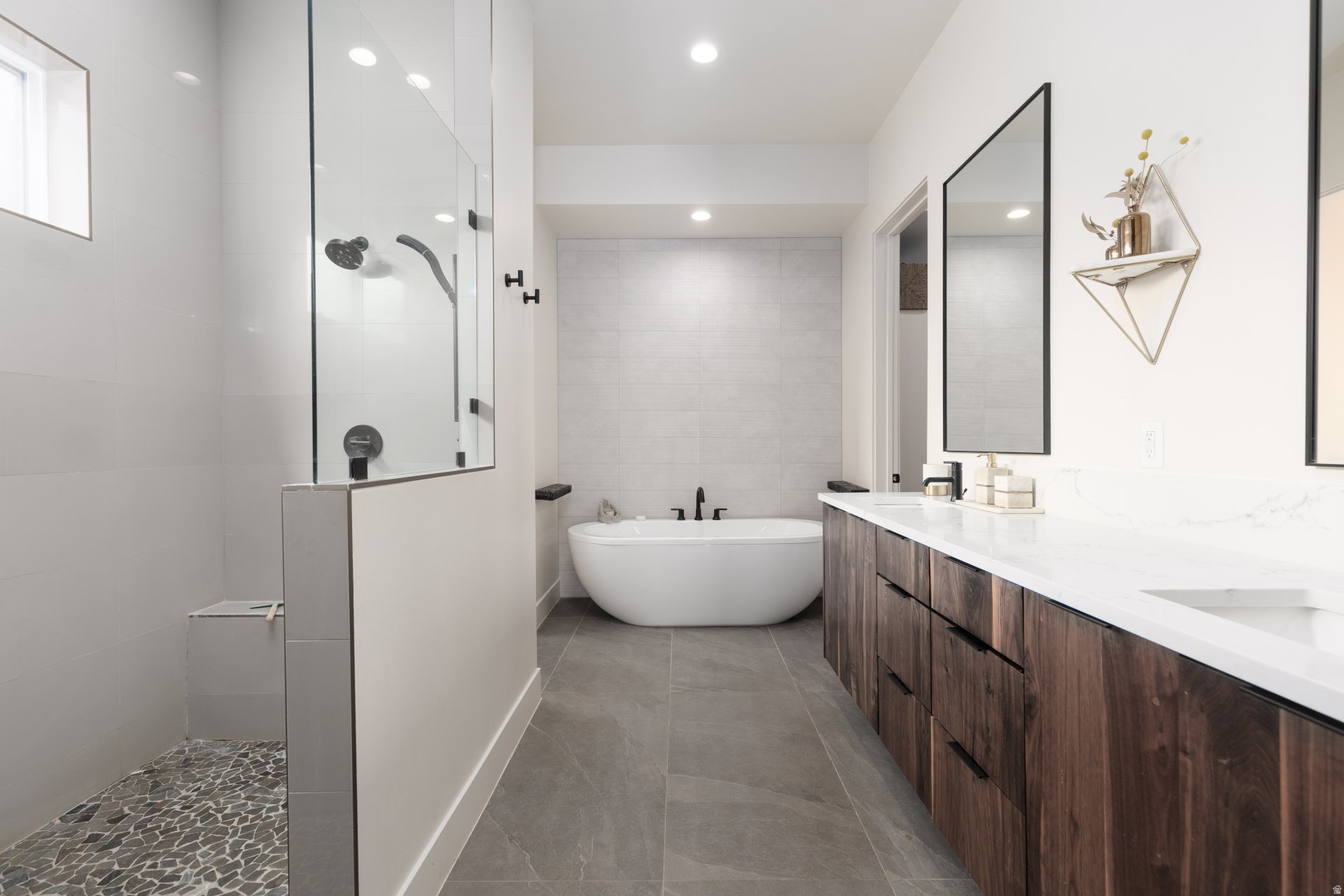 IVINS TOWN SURVEY - Residential