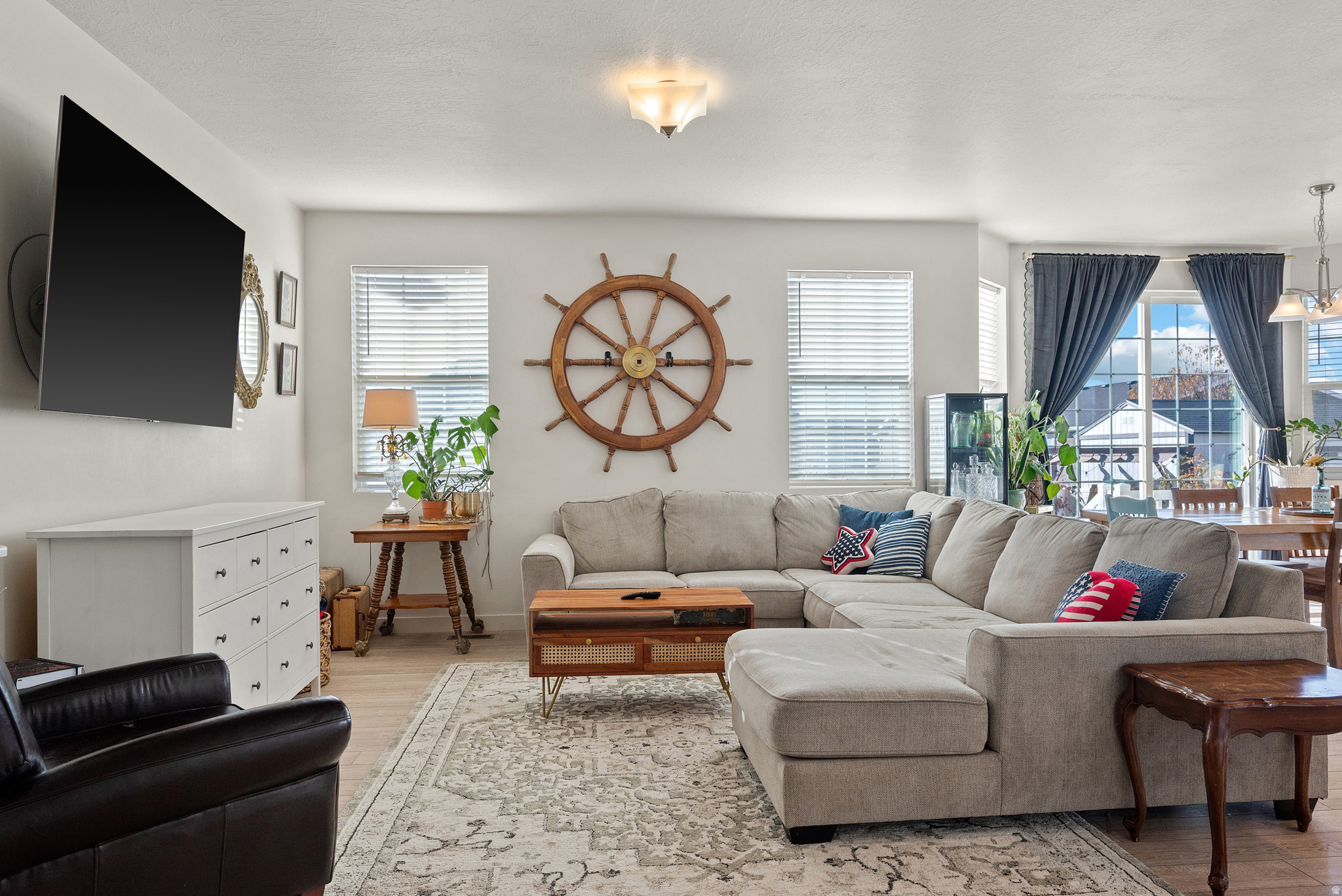 OVERLAND PHASE B - Residential