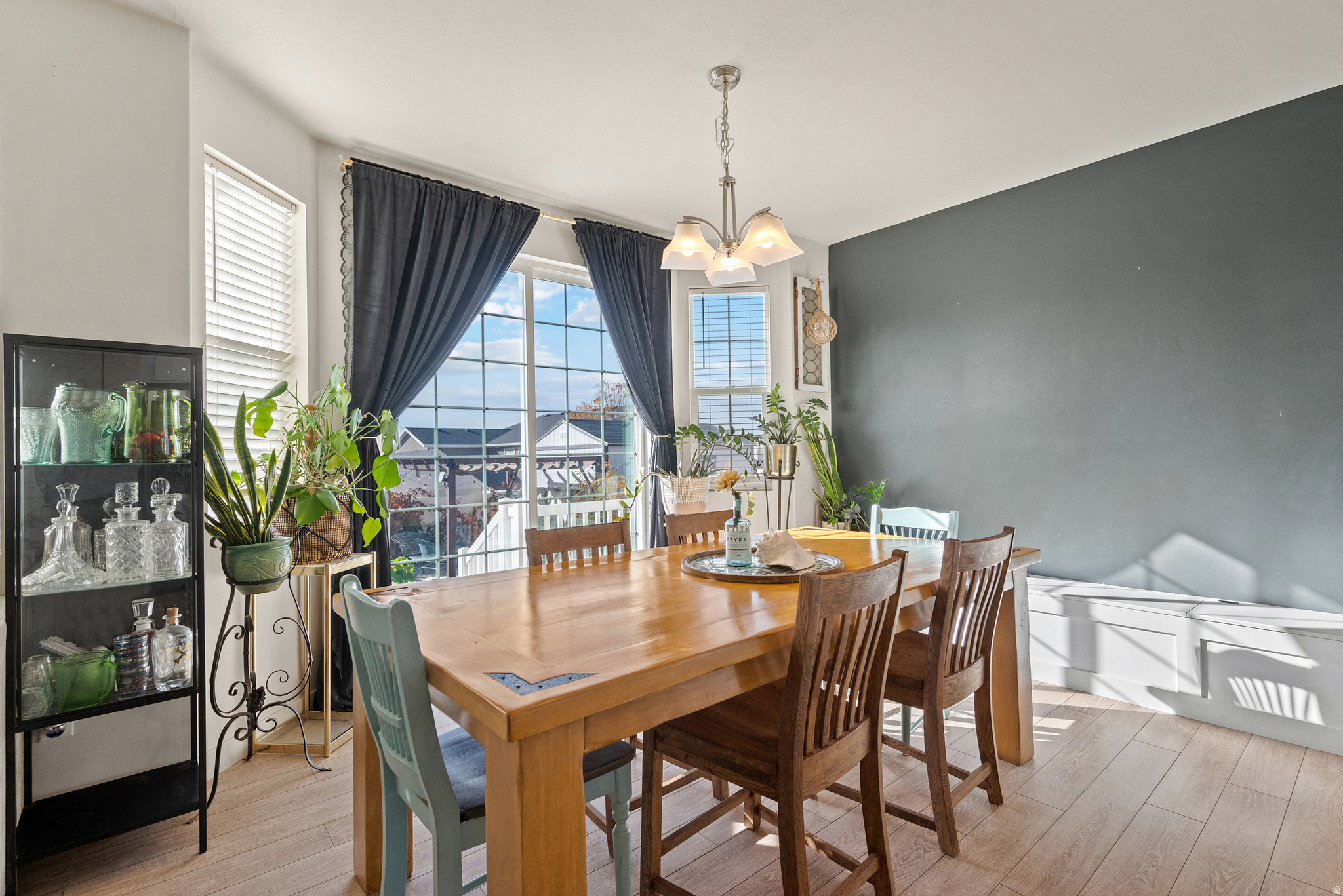 OVERLAND PHASE B - Residential