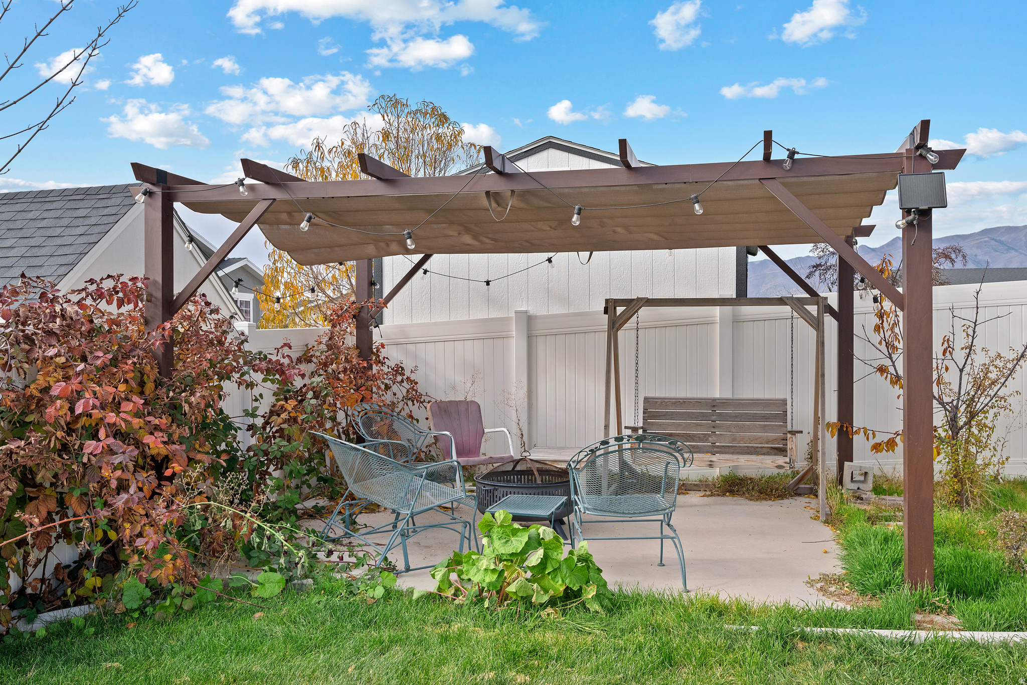 OVERLAND PHASE B - Residential