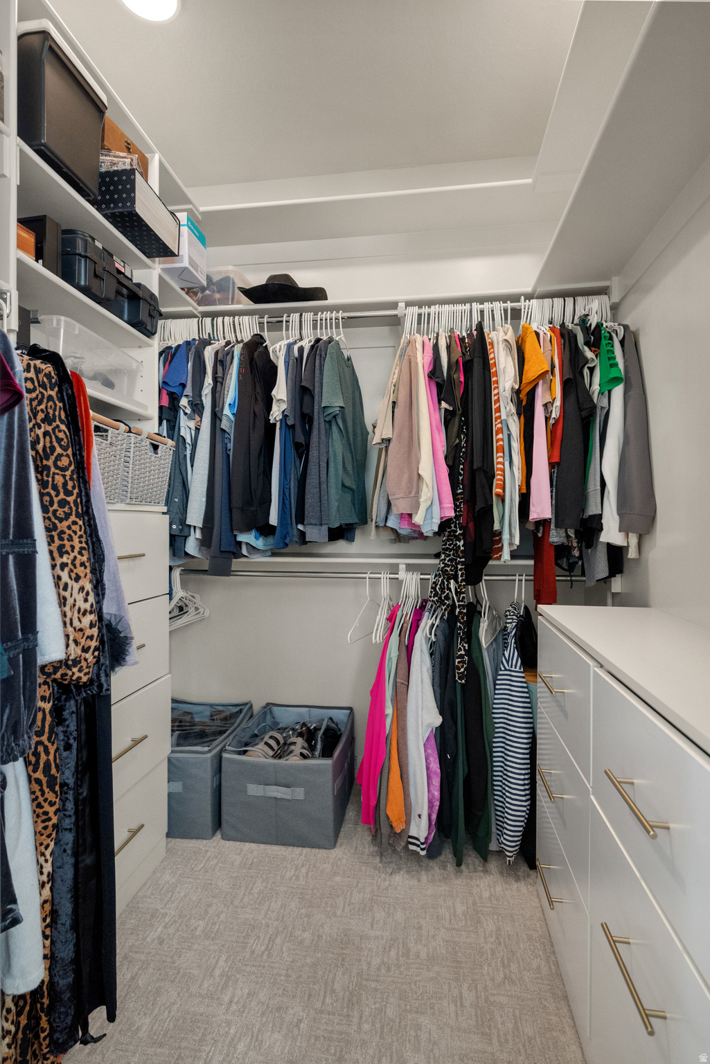 OVERLAND PHASE B - Residential