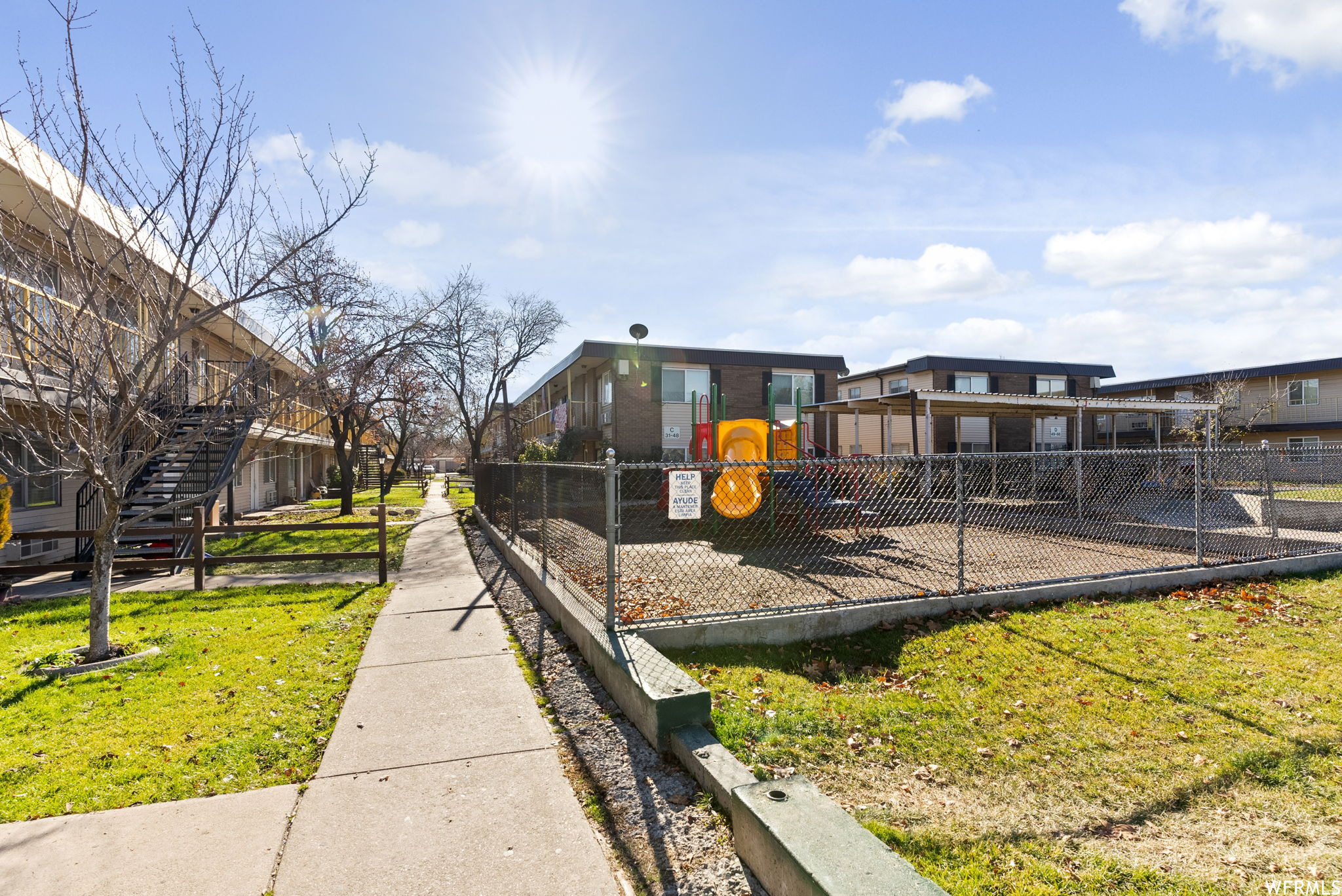 FOUR SEASONS VILLAGE CONDM - Residential