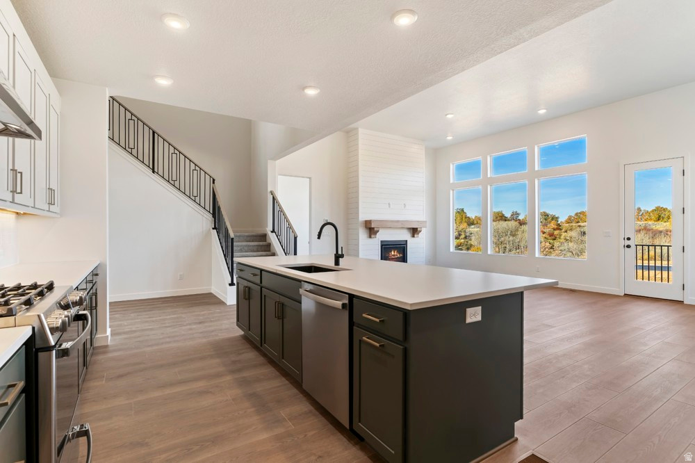 EASTRIDGE PARK - Residential