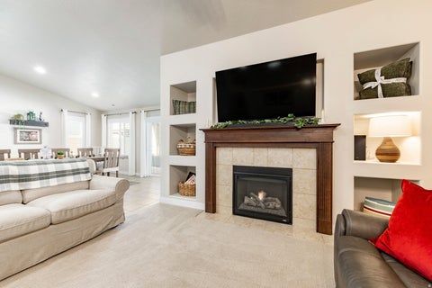 Tiny photo for 961 N ABBEY DR, North Salt Lake, UT 84054 (MLS # 2181192)