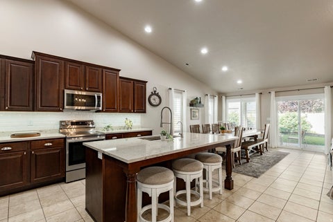 Tiny photo for 961 N ABBEY DR, North Salt Lake, UT 84054 (MLS # 2181192)