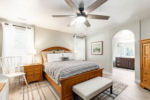 Tiny photo for 961 N ABBEY DR, North Salt Lake, UT 84054 (MLS # 2181192)
