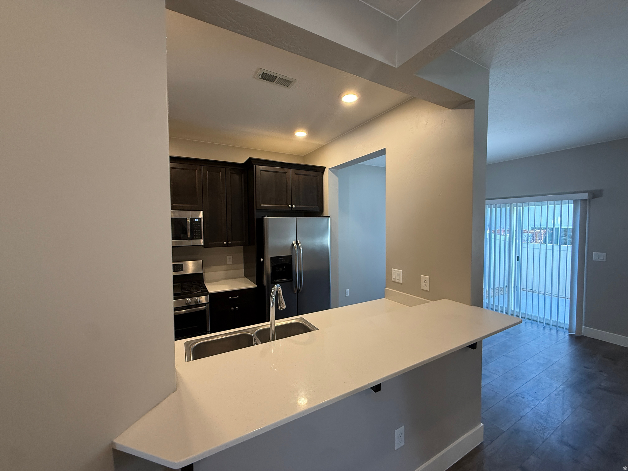 STONE GATE - Residential