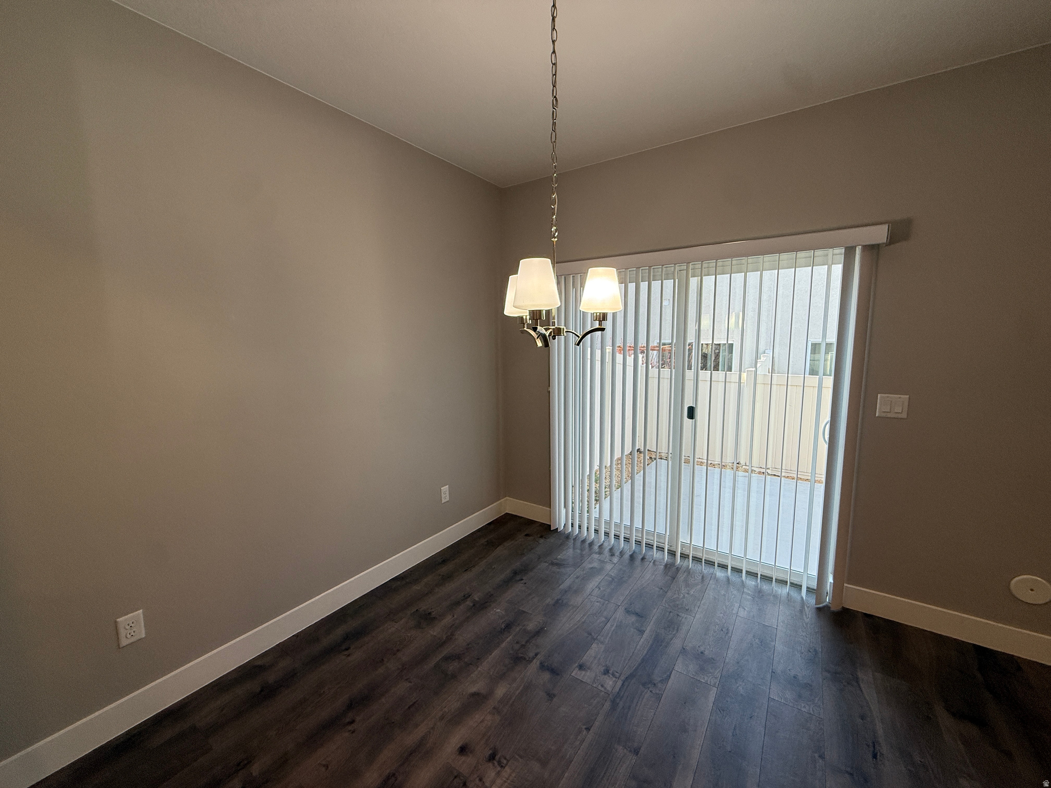 STONE GATE - Residential