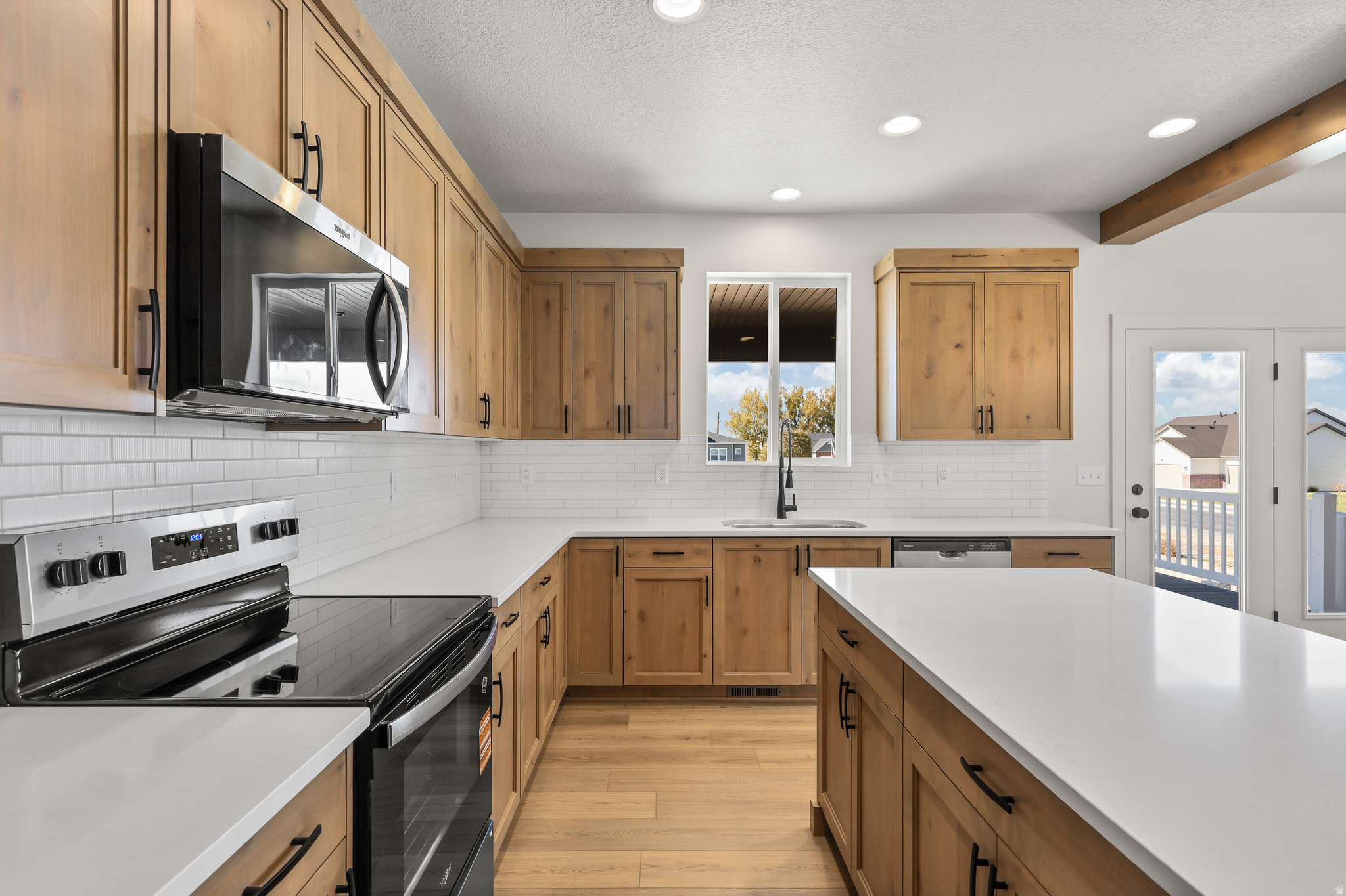 HARVEST FIELDS - Residential