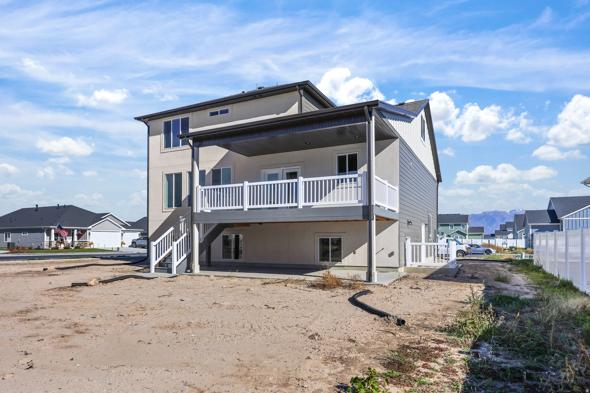 HARVEST FIELDS - Residential