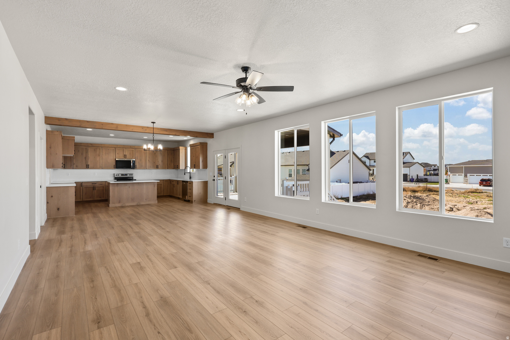 HARVEST FIELDS - Residential