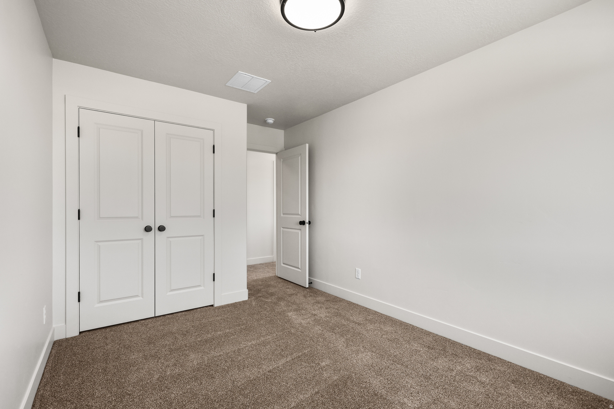 HARVEST FIELDS - Residential