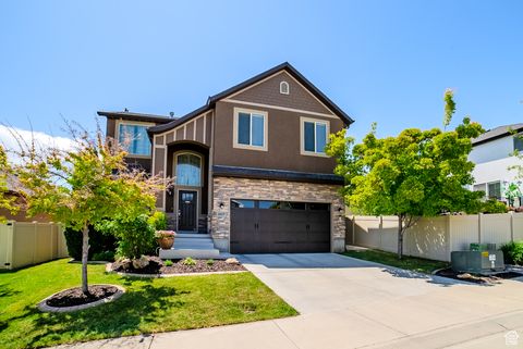 Photo of 3907 W TOTTORI DUNE DR S, South Jordan, UT 84095 (MLS # 2087815)