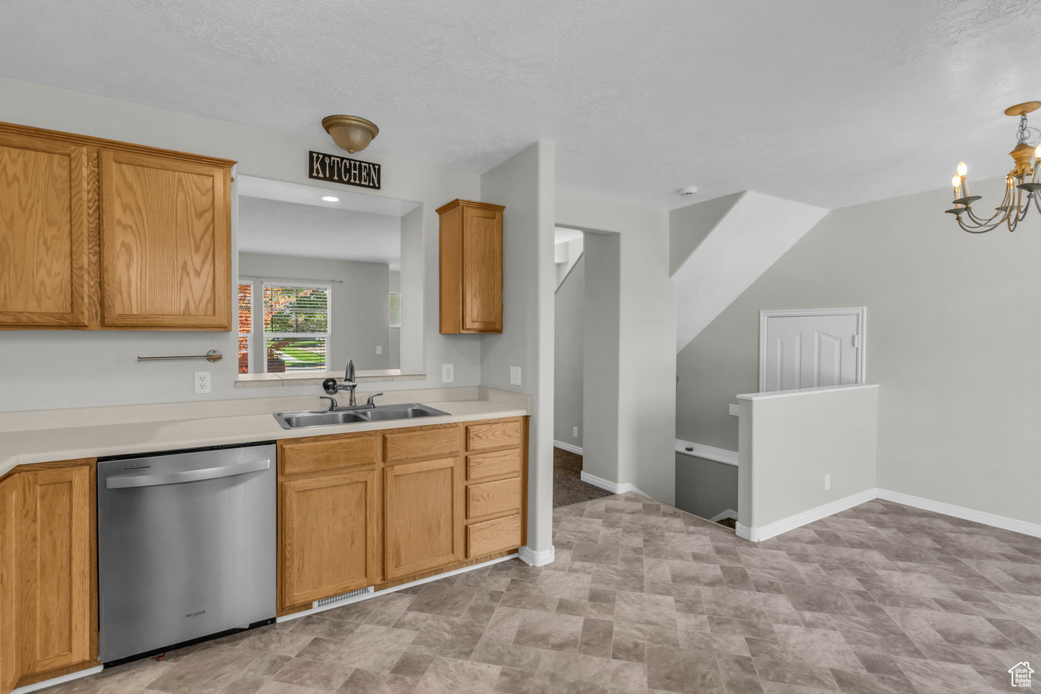 OVERLAKE ESTATES - Residential Income